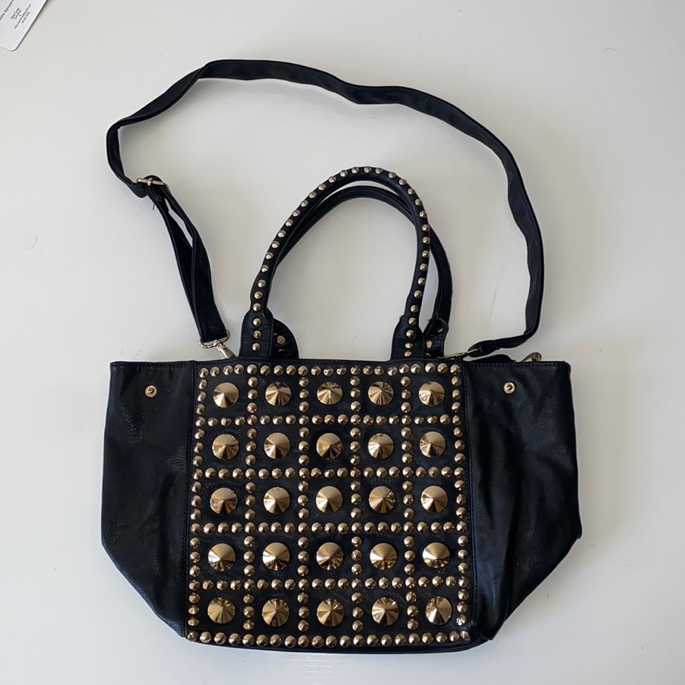 Black studded purse 🖤